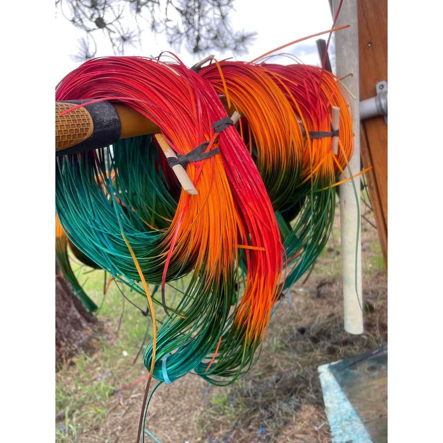 SANTA FE SUNRISE: 2.50 MM HAMBURG CANE Space Dye Reed 1 coil