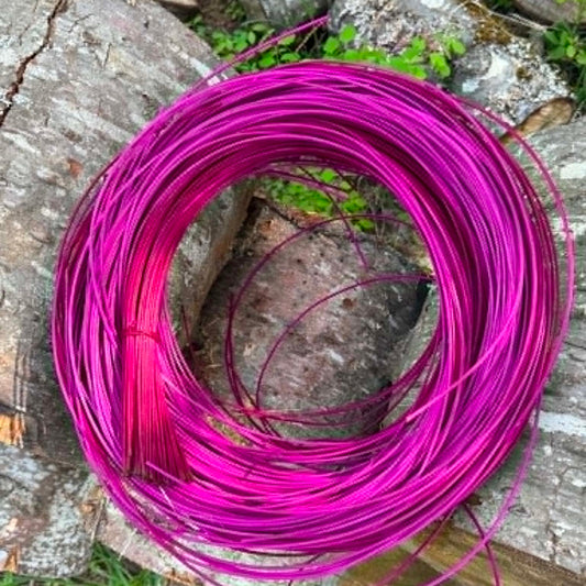 DYE HOUSE ROCKS: Magenta Galactica #3 Round Reed One Pound