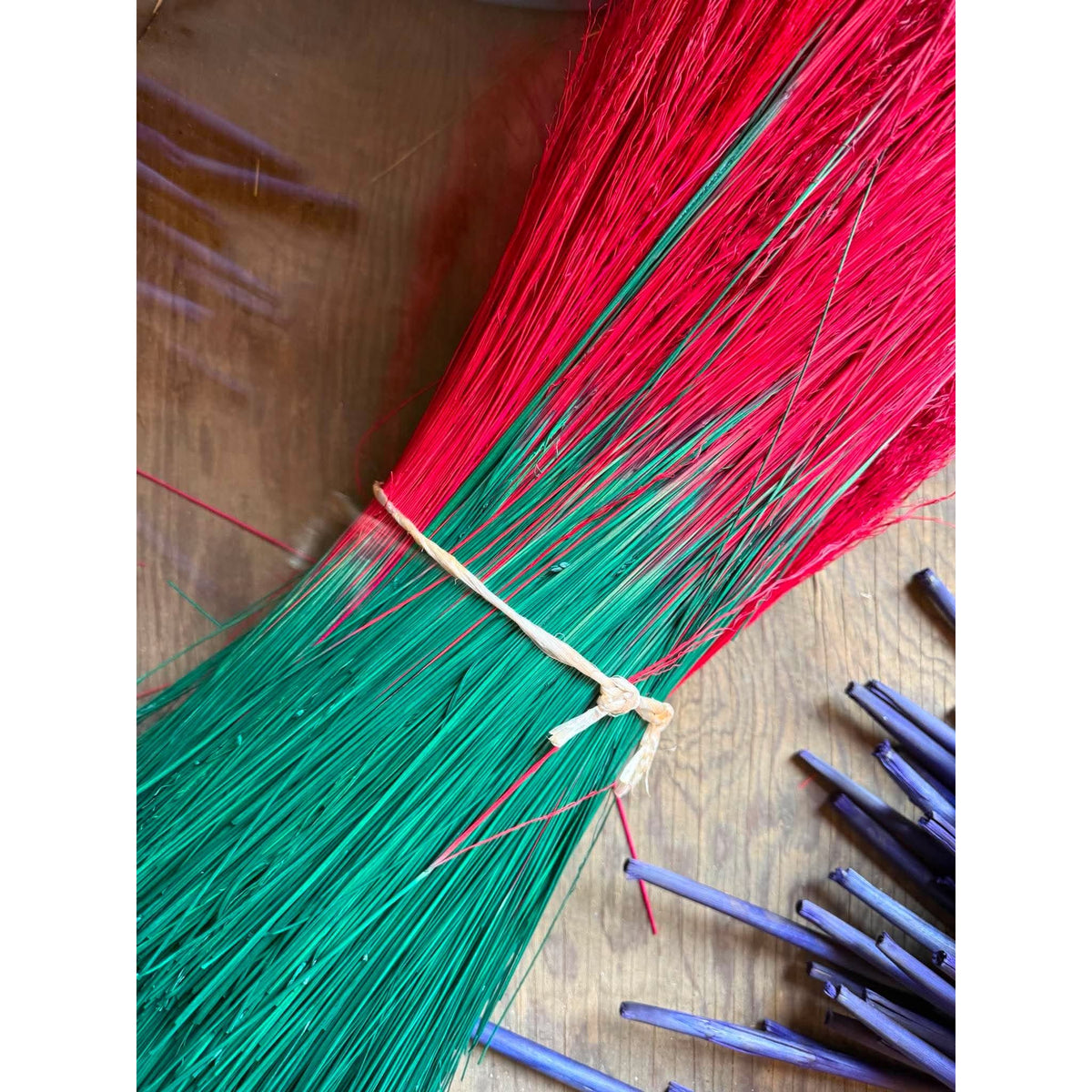 BADASS DYED BROOMCORN