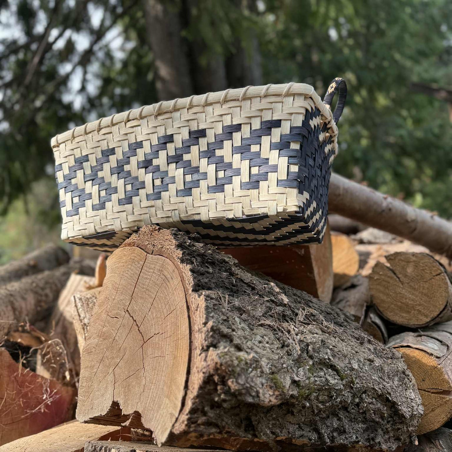 Lightning Peak Pattern and Handle Bundle